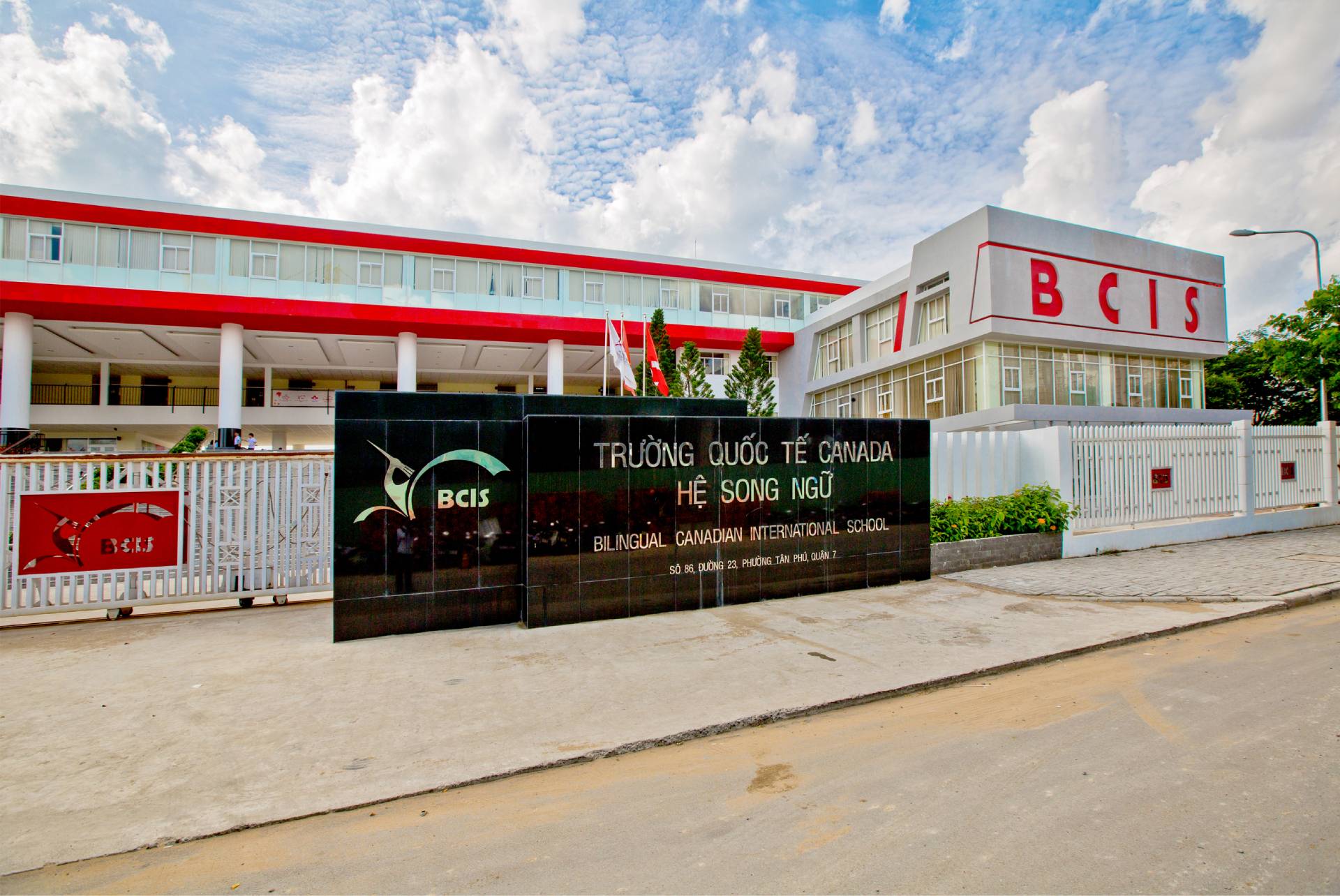 Dự án Đầu tư xây dựng trường Quốc tế Canada hệ song ngữ