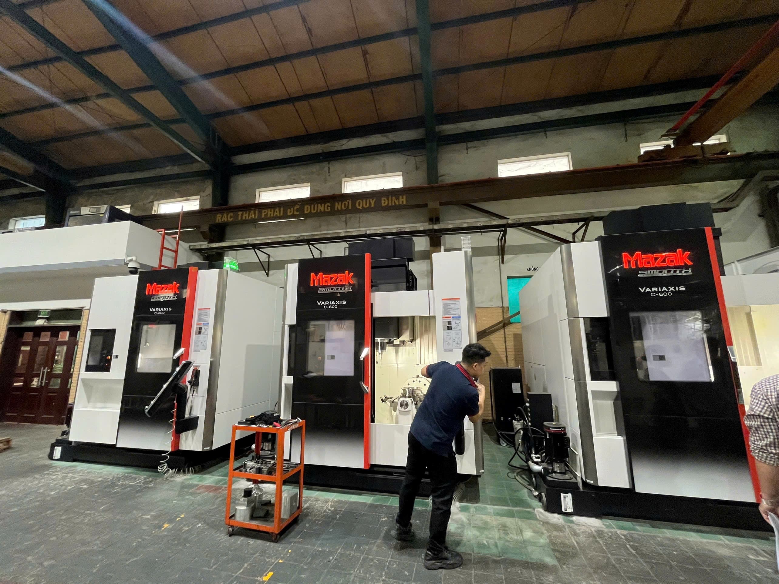 Trung tâm gia công đứng Yamazaki Mazak Model
